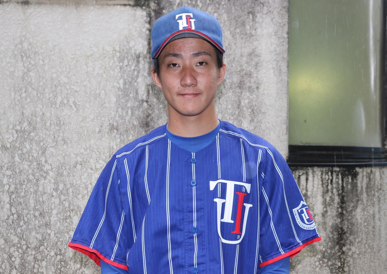 プロ志望届を提出した東京国際大・関野（撮影・阿部泰斉）