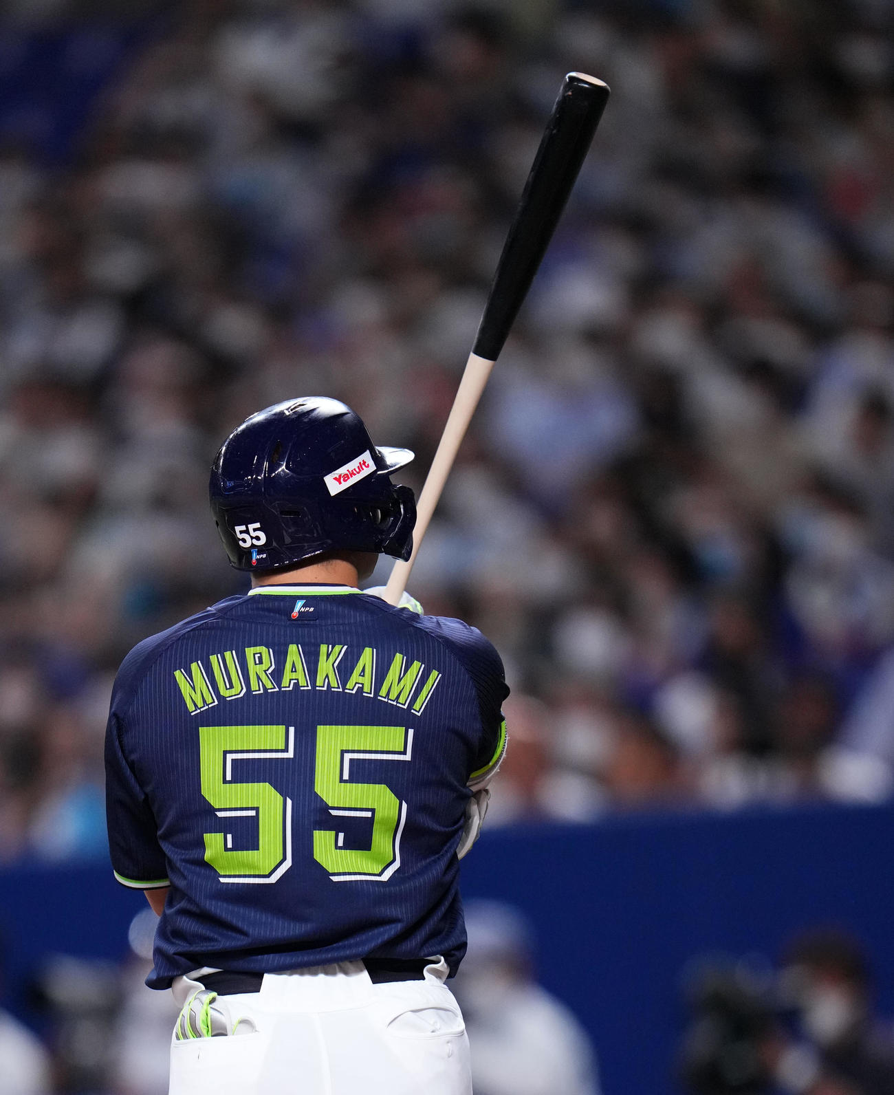 中日対ヤクルト　1回表ヤクルト1死一、三塁、四球となる村上（撮影・横山健太）