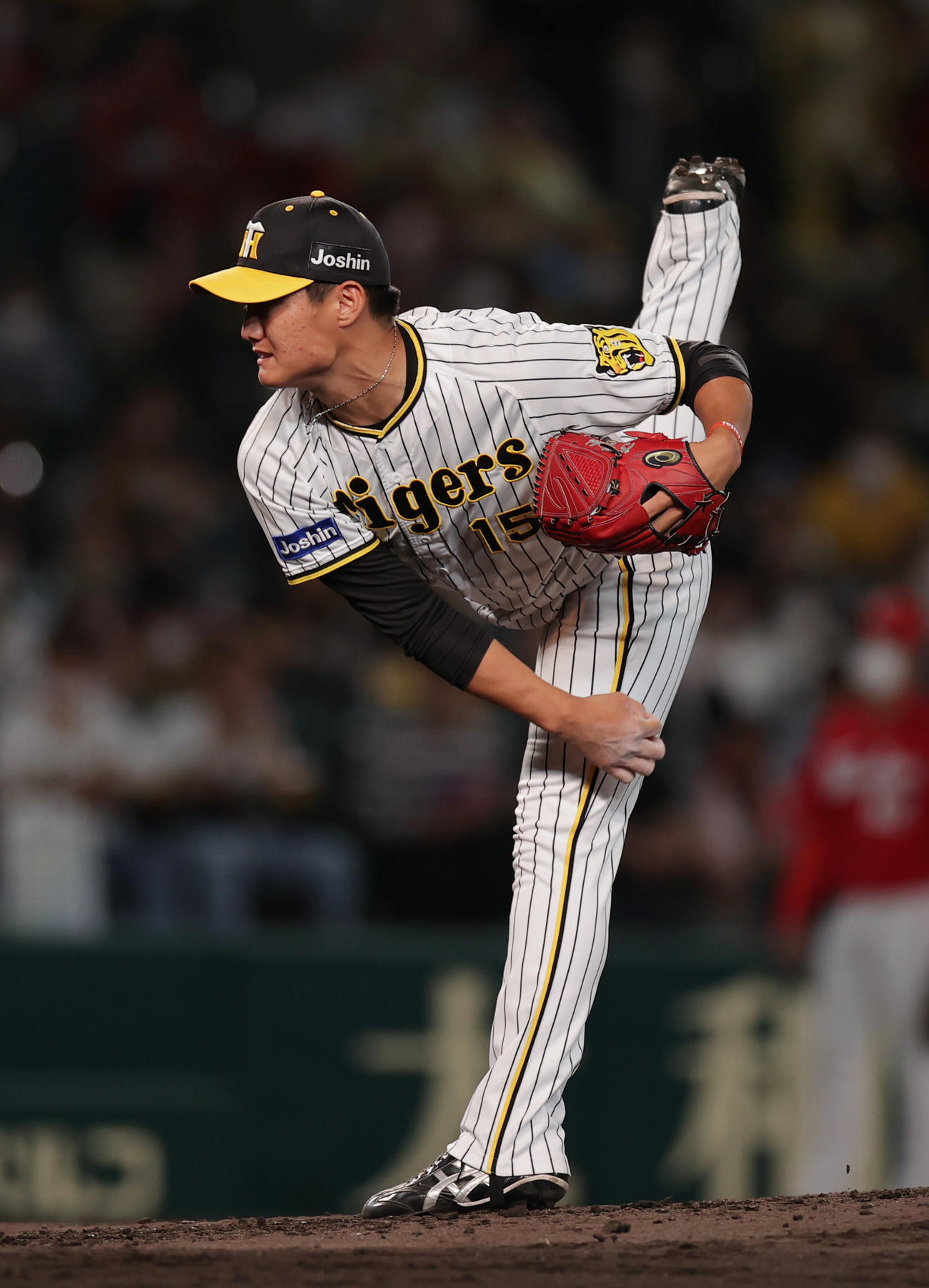 阪神対広島　阪神2番手で登板する西純（撮影・前田充）