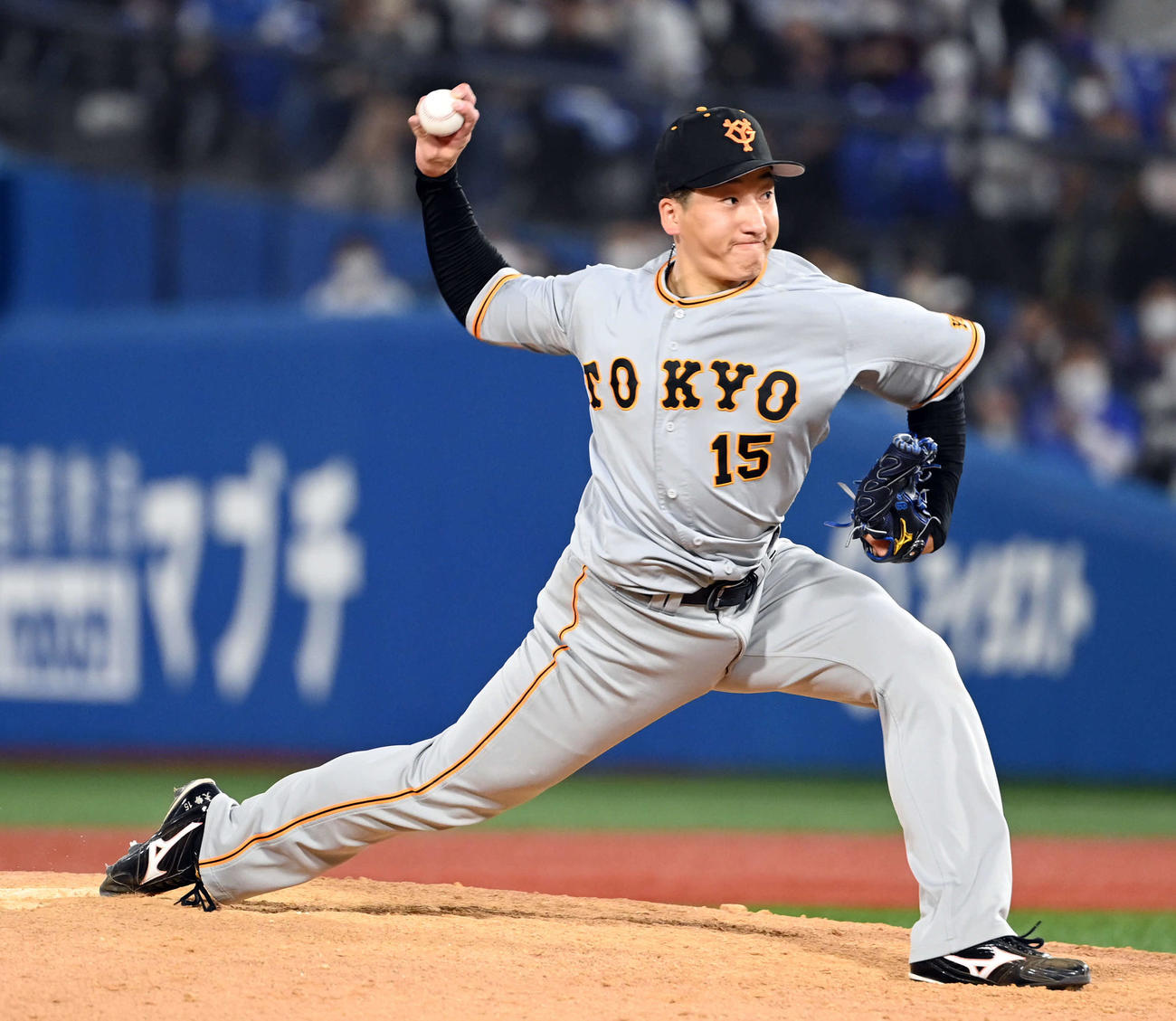 DeNA対巨人　9回からマウンドに上がった巨人大勢（撮影・たえ見朱実）
