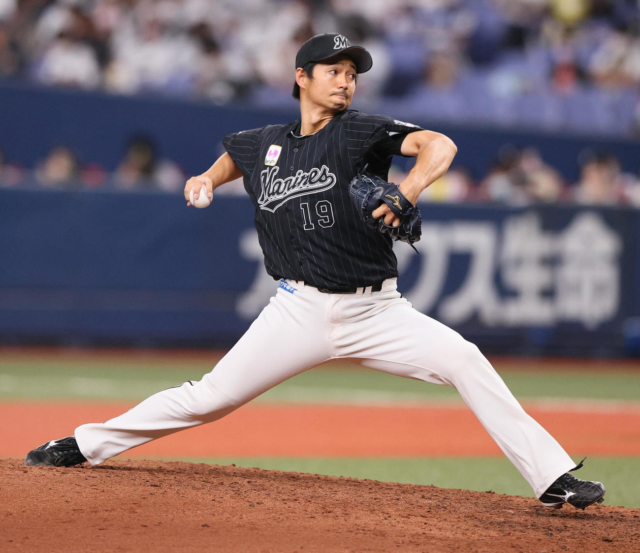 オリックス対ロッテ　7回、ロッテ2番手で登板の唐川（撮影・上山淳一）