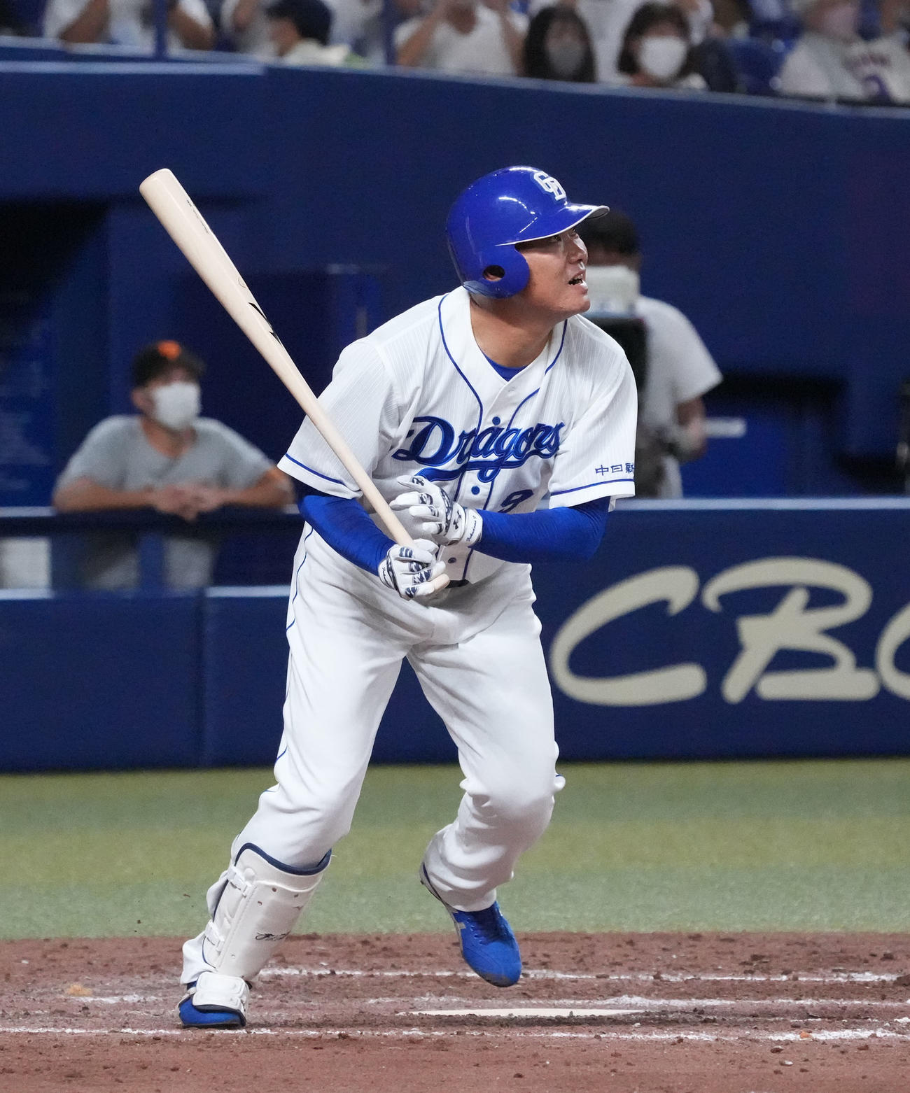 中日対巨人　9回裏中日1死、二飛に倒れる福留（撮影・森本幸一）