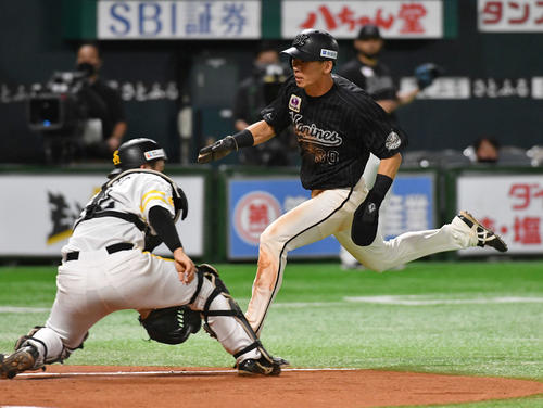 ロッテ 高部瑛斗が延長決勝打でｖ逸回避 ノーステップ打法に切り替え 何とか当てられた プロ野球写真ニュース 日刊スポーツ