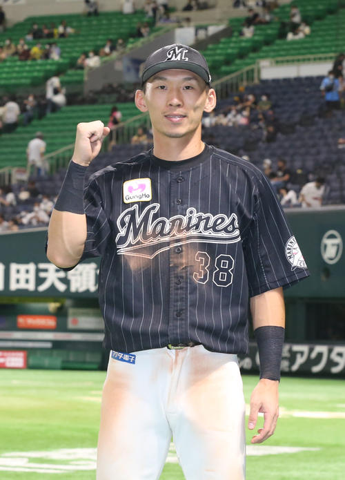 ロッテ 高部瑛斗が延長決勝打でｖ逸回避 ノーステップ打法に切り替え 何とか当てられた プロ野球写真ニュース 日刊スポーツ