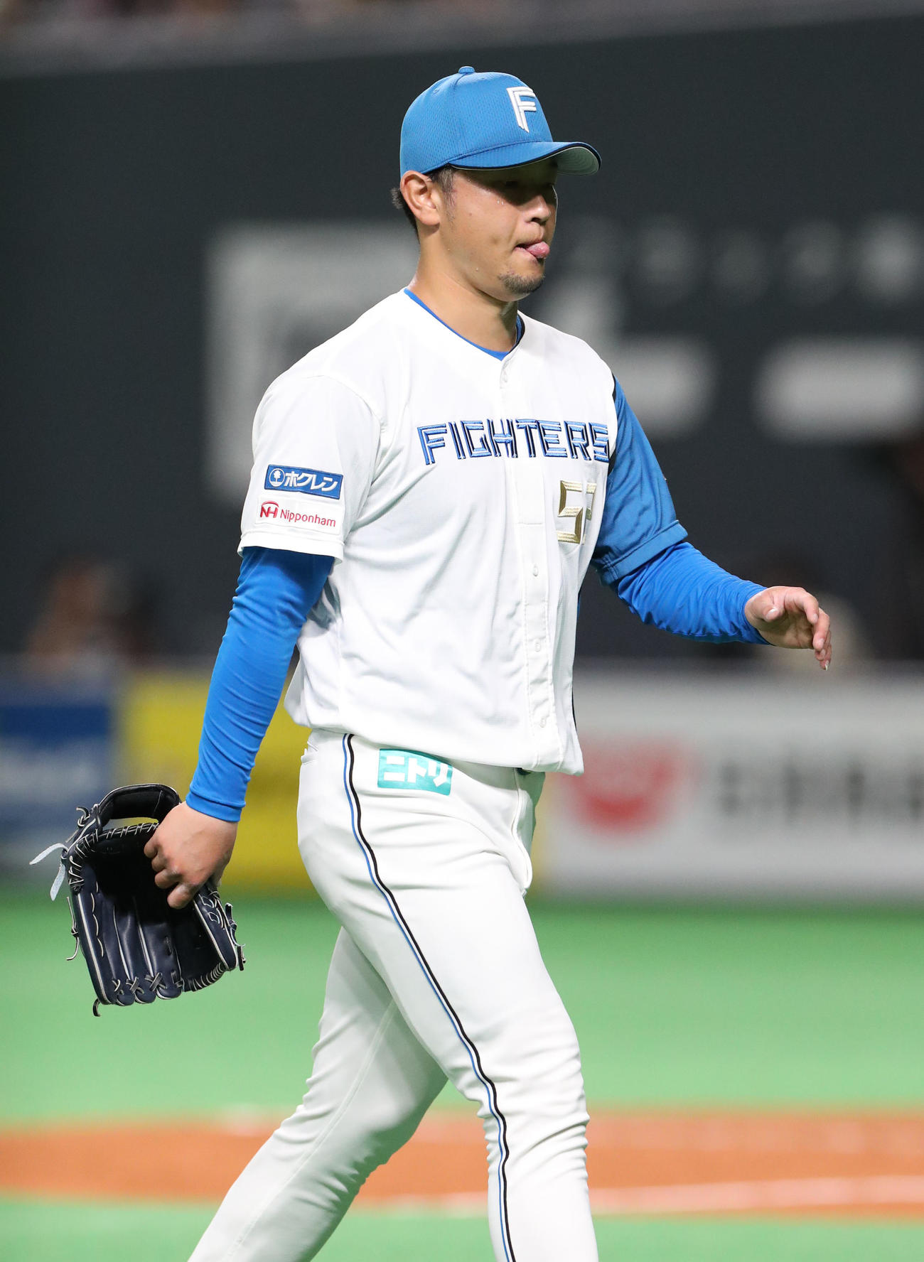 日本ハム対西武　5回途中で降板する池田（撮影・佐藤翔太）
