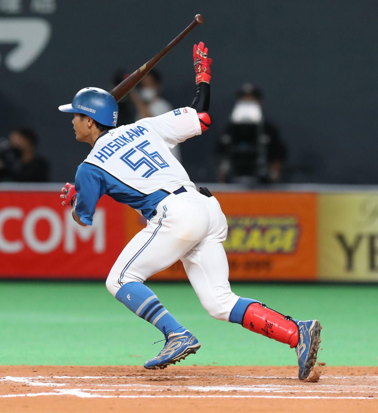 日本ハム対西武　7回裏日本ハム2死一塁、細川は適時三塁打を放つ（撮影・佐藤翔太）