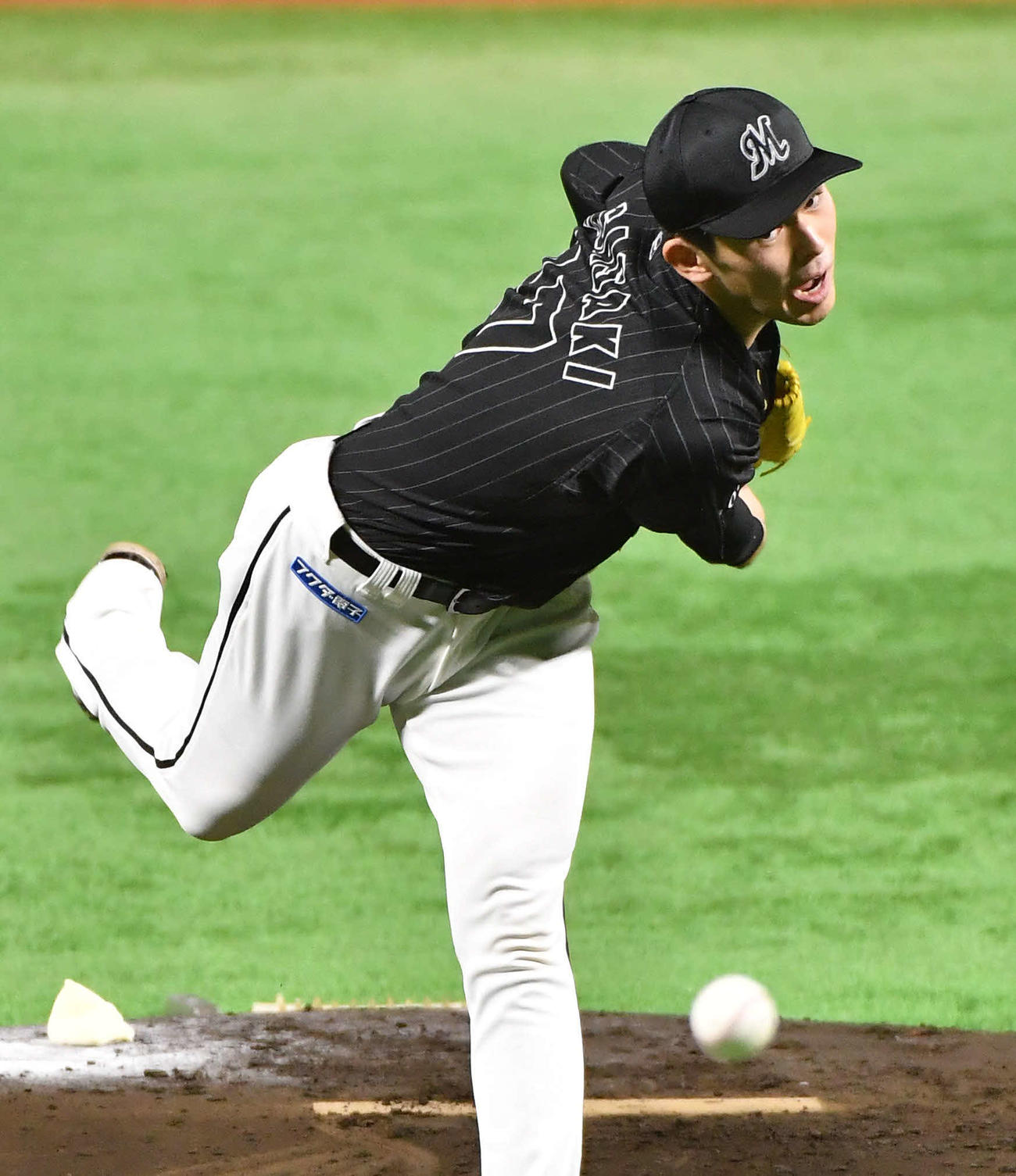 ソフトバンク対ロッテ　ロッテ先発の佐々木朗（撮影・岩下翔太）