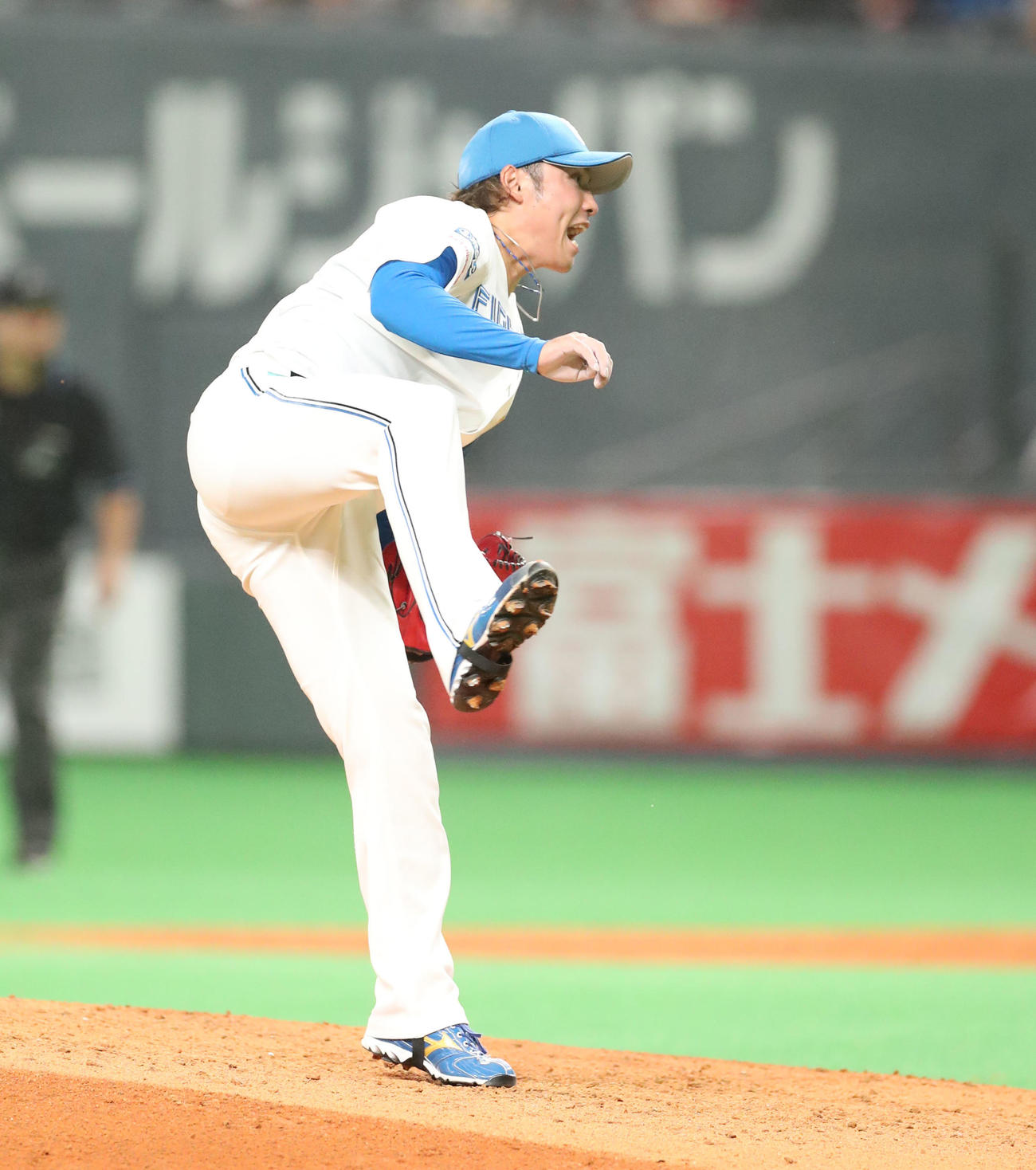 日本ハム対楽天　力投する伊藤（撮影・佐藤翔太）