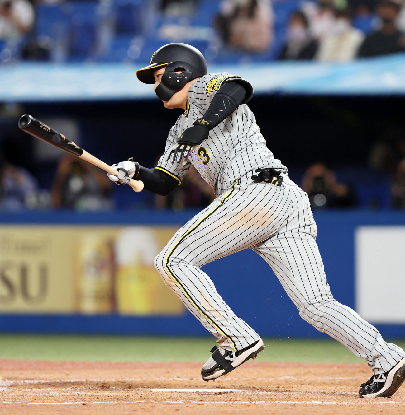 ヤクルト対阪神　5回表阪神1死一、二塁、大山は左前適時打を放つ（撮影・加藤哉）