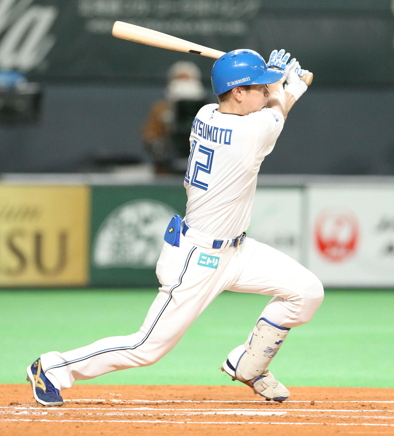 日本ハム対ロッテ　1回裏日本ハム無死一、三塁、松本剛は三併殺に終わる（撮影・佐藤翔太）