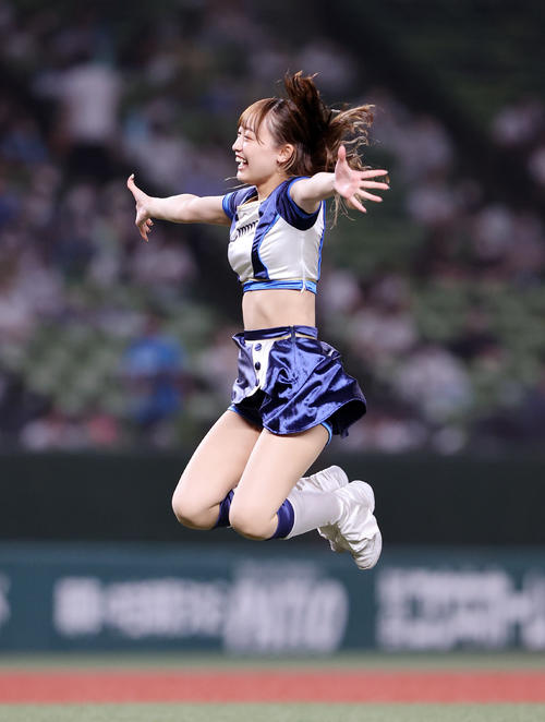 西武の公式パフォーマンスチーム「bluelegends」（ブルーレジェンズ）