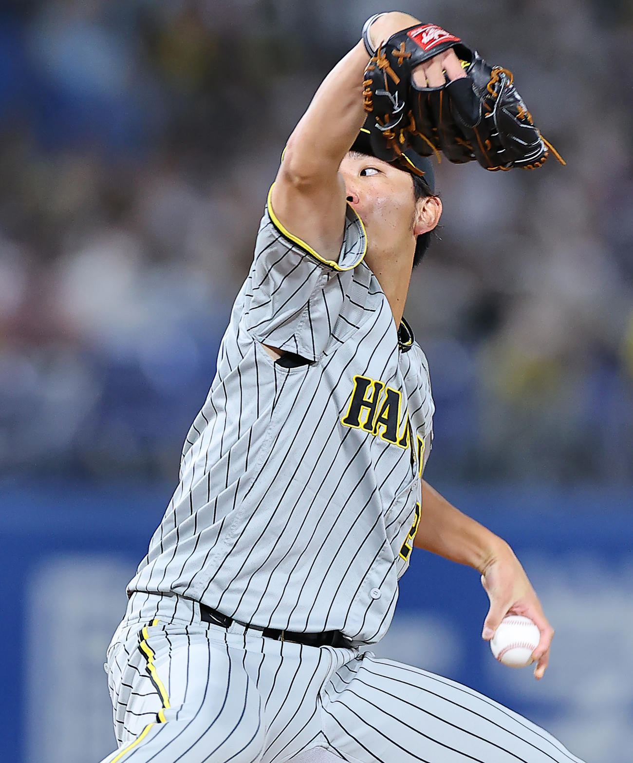 ヤクルト対阪神　力投する阪神先発の伊藤将（撮影・垰建太）