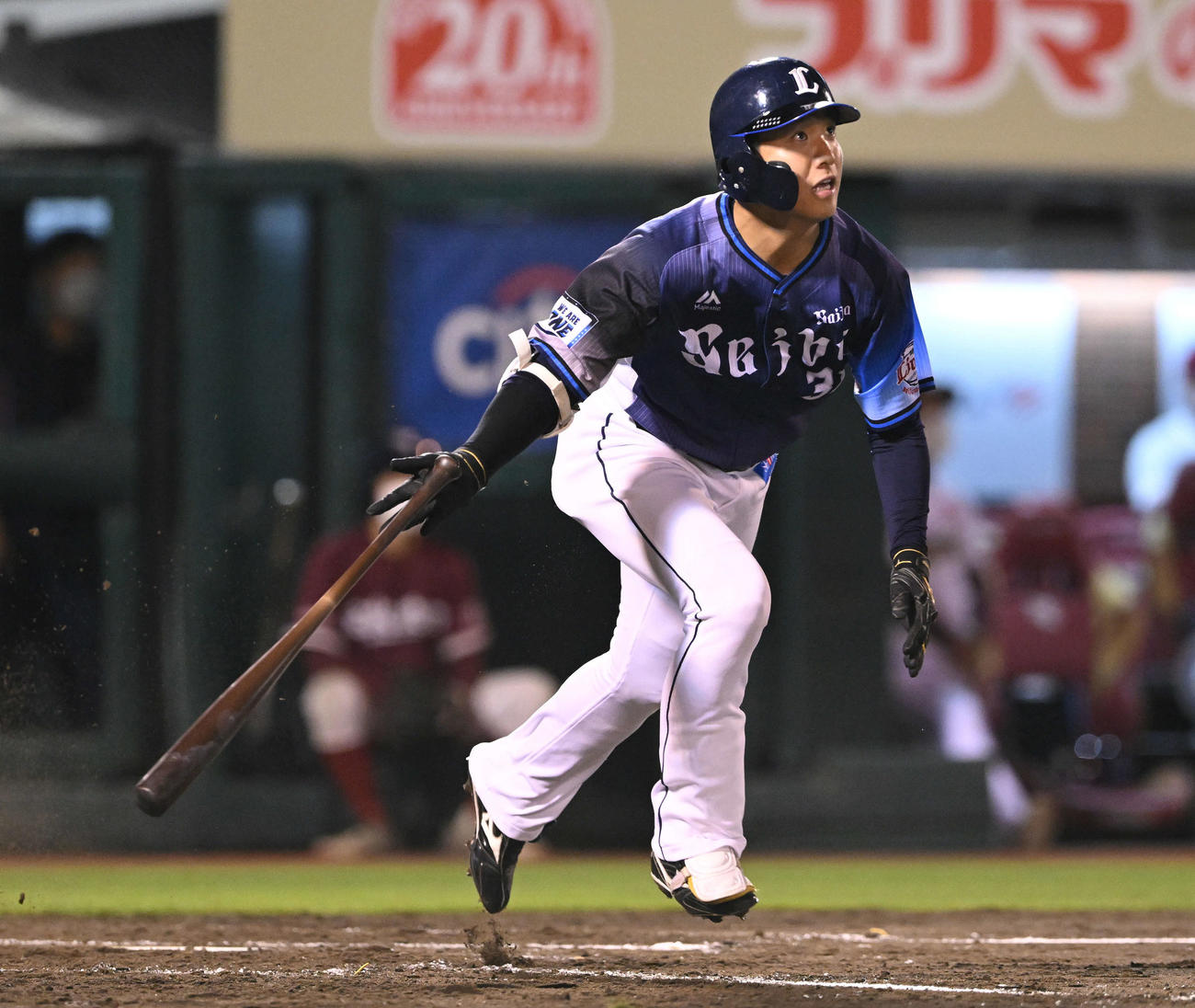 楽天対西武　5回表西武1死、平沼は先制の右越えソロ本塁打を放つ（撮影・滝沢徹郎）