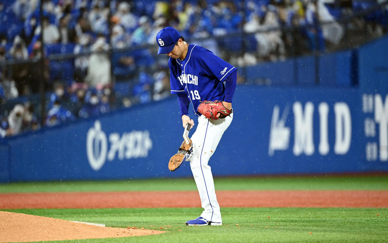DeNA対中日　5回裏、DeNAに6－1とされノックアウトされた中日の先発高橋宏（撮影・たえ見朱実）