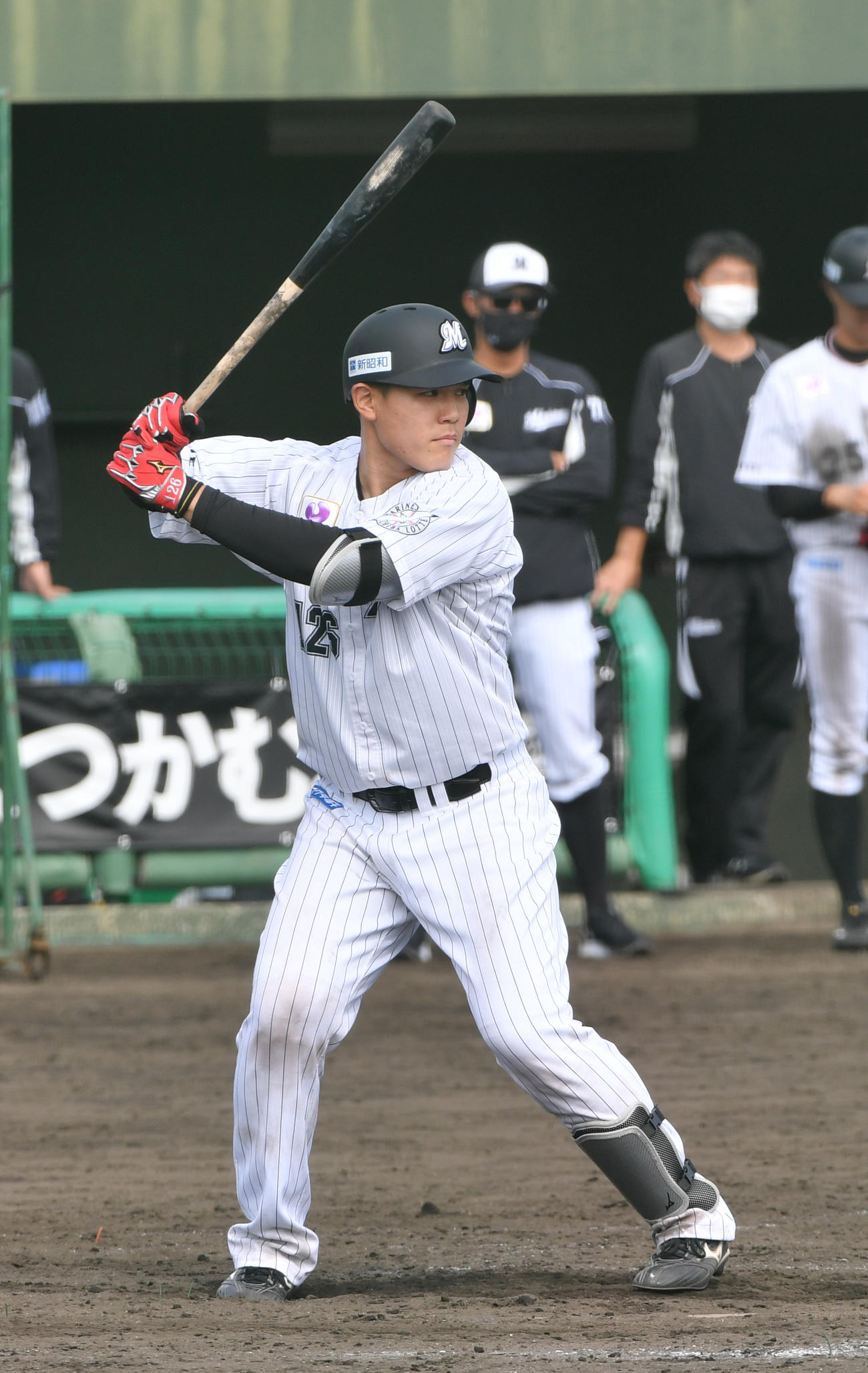 ロッテ村山亮介（2022年2月11日撮影）
