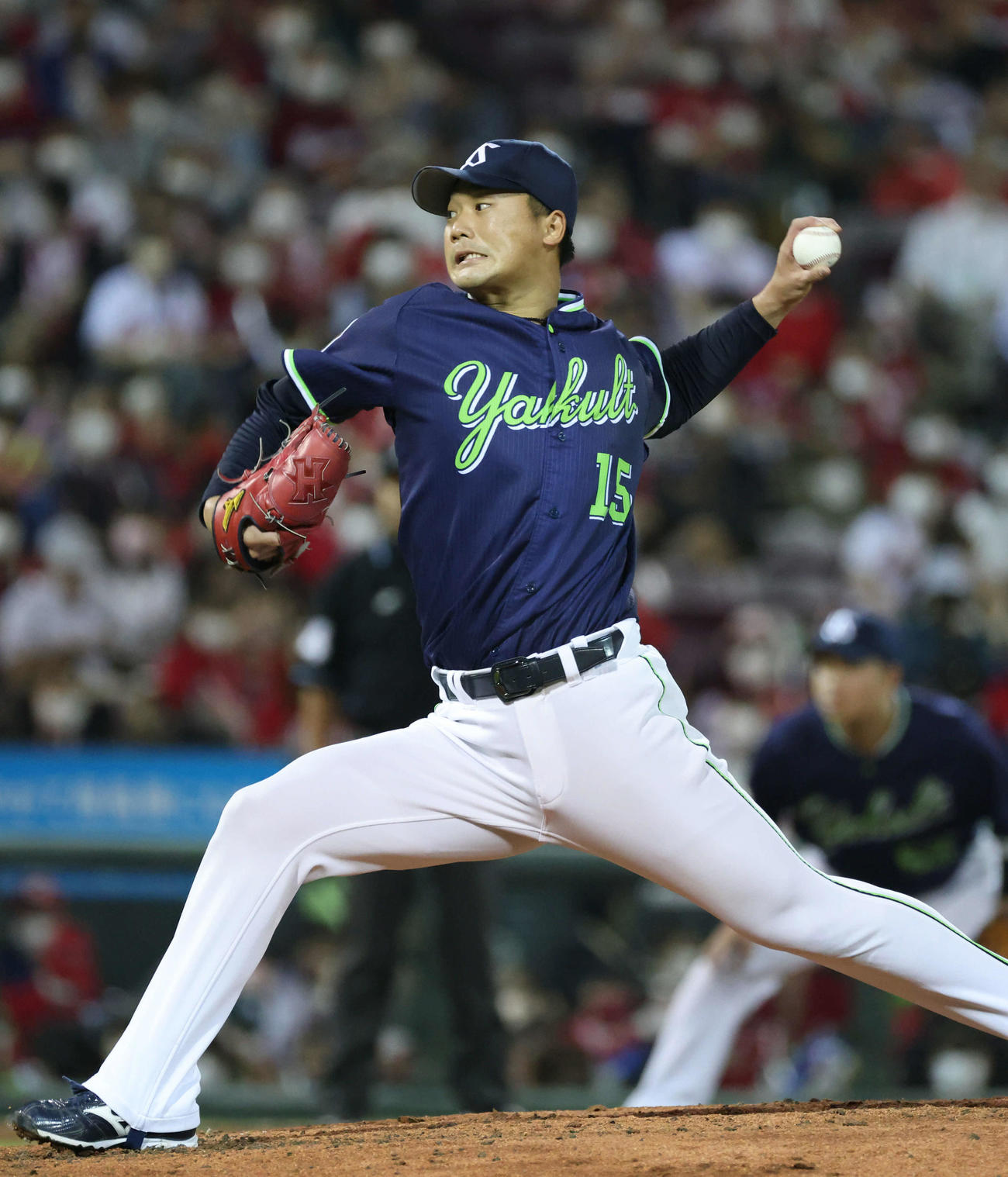 広島対ヤクルト　5回裏広島、好投するヤクルト先発の山下輝（撮影・加藤孝規）