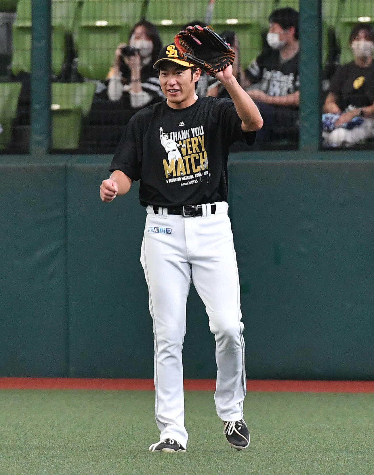 西武対ソフトバンク　守備練習を行う柳田（撮影・岩下翔太）