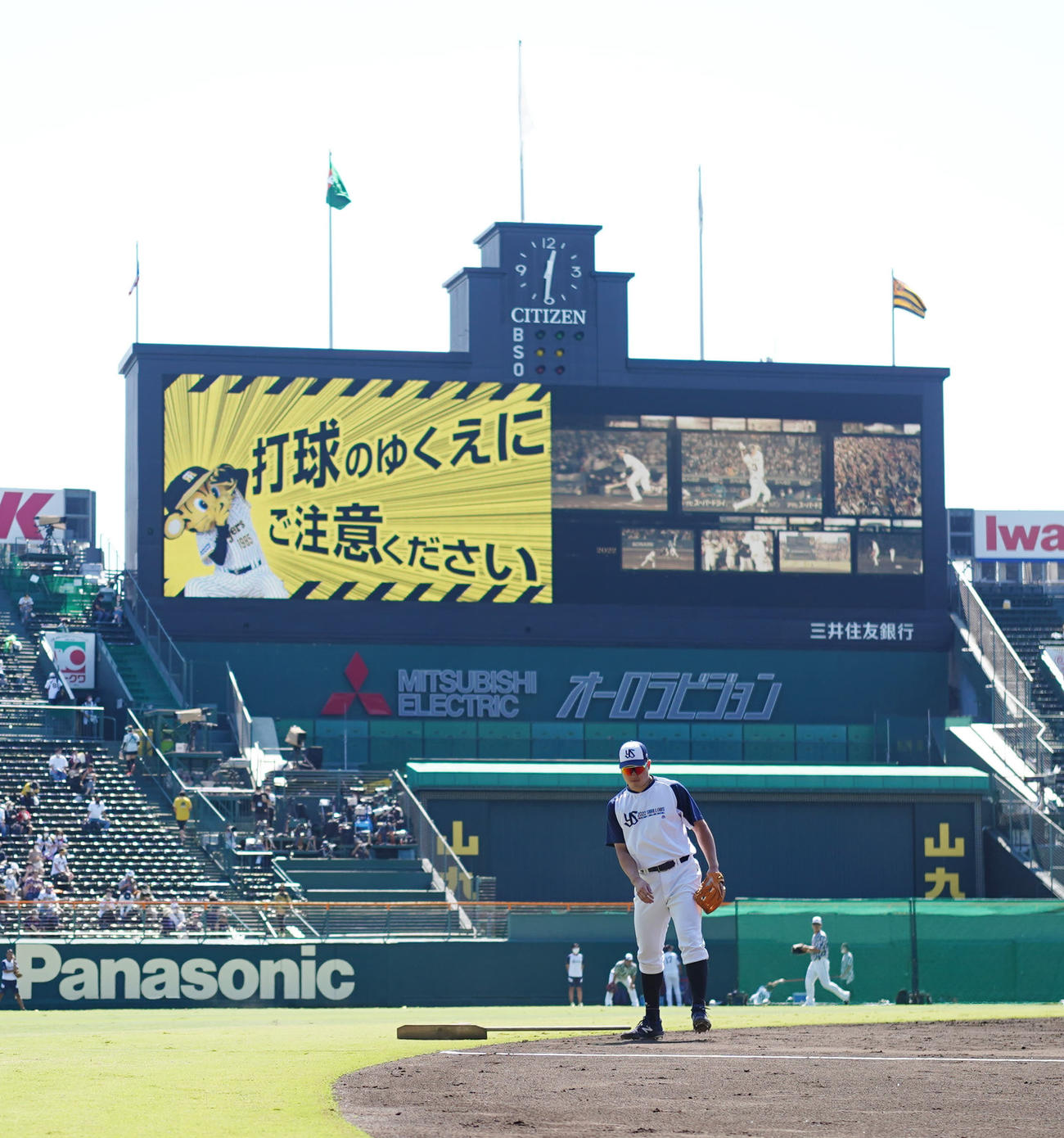 阪神対ヤクルト　試合前練習に臨むヤクルト村上（撮影・江口和貴）