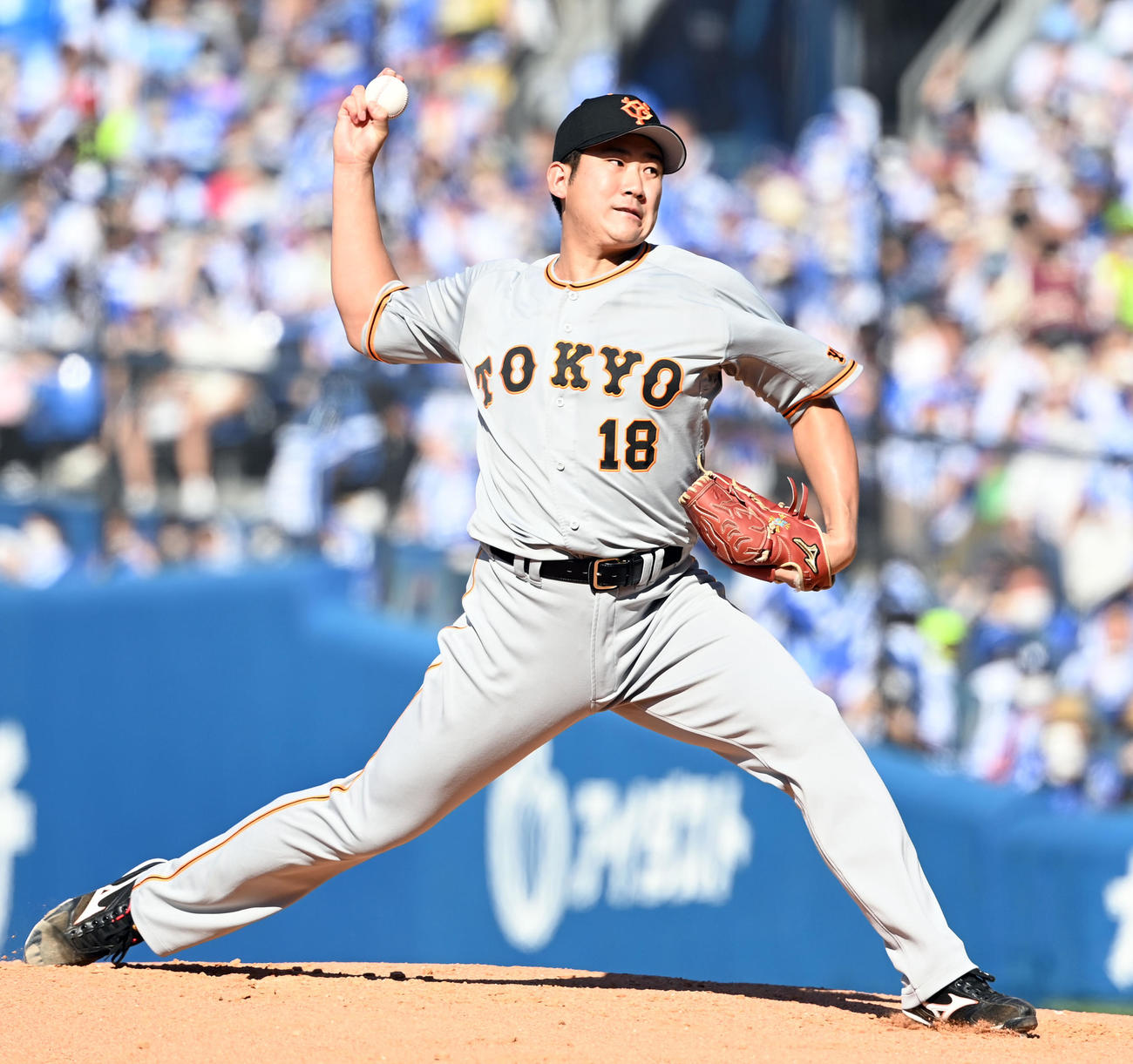 DeNA対巨人　巨人の先発菅野（撮影・たえ見朱実）