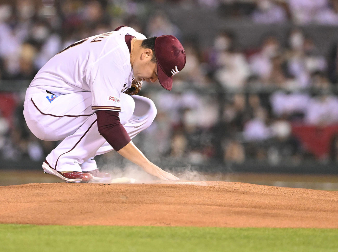 楽天対オリックス　試合に臨む楽天先発の田中将（撮影・滝沢徹郎）