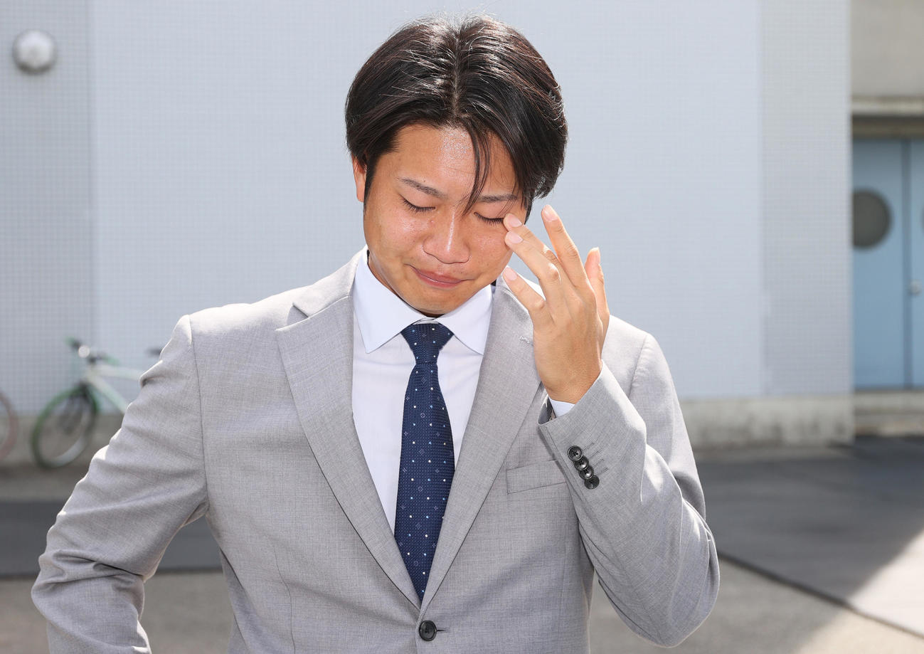 戦力外となり心境を話す阪神牧