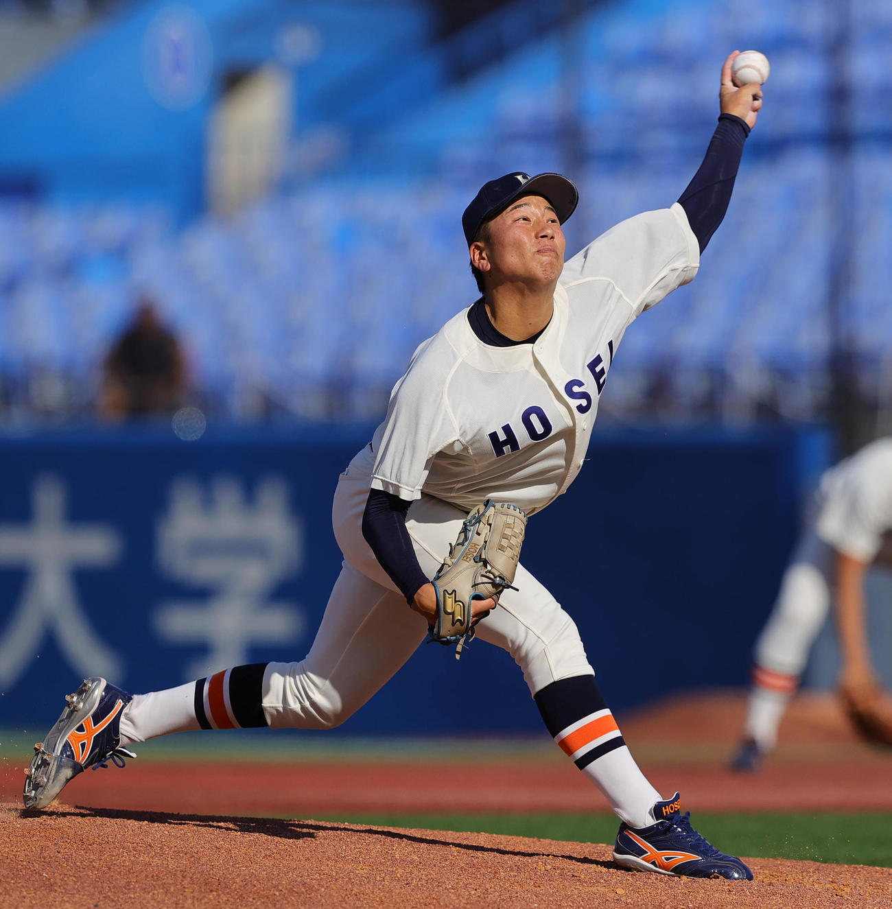 立大対法大　法大先発の尾崎（撮影・野上伸悟）
