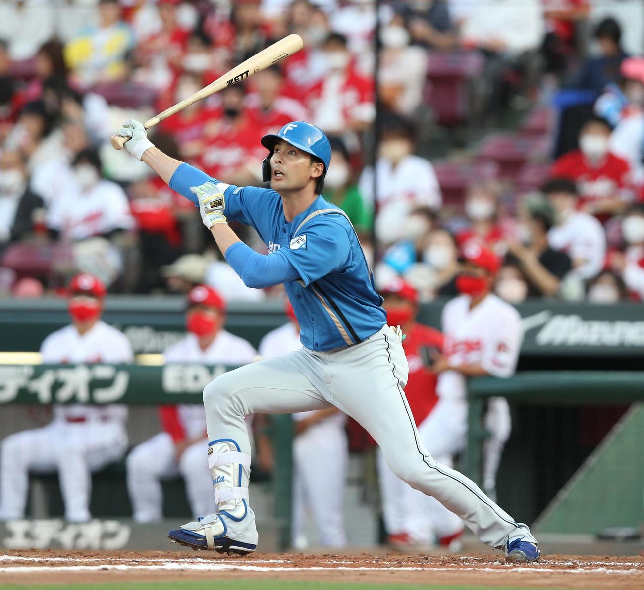 広島対日本ハム　2回表日本ハム1死一、二塁、上原は左飛に倒れる（2022年6月1日撮影）