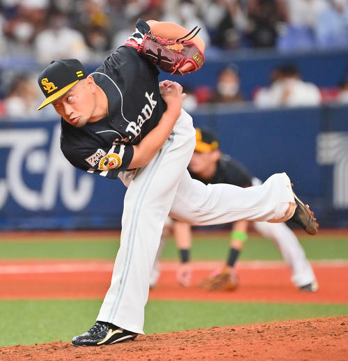 オリックス対ソフトバンク　7回に登板するソフトバンク森（撮影・和賀正仁）