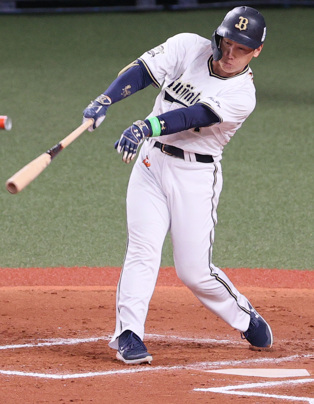 オリックス対ソフトバンク　7回裏オリックス1死、吉田正は右越え本塁打を放つ（撮影・上山淳一）