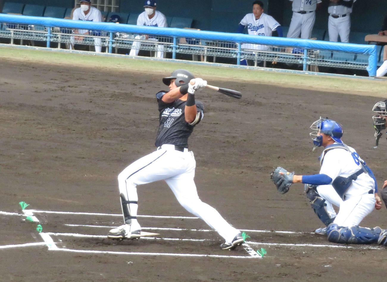 フェニックスリーグ中日戦に出場するロッテ山本大斗（撮影・金子真仁）