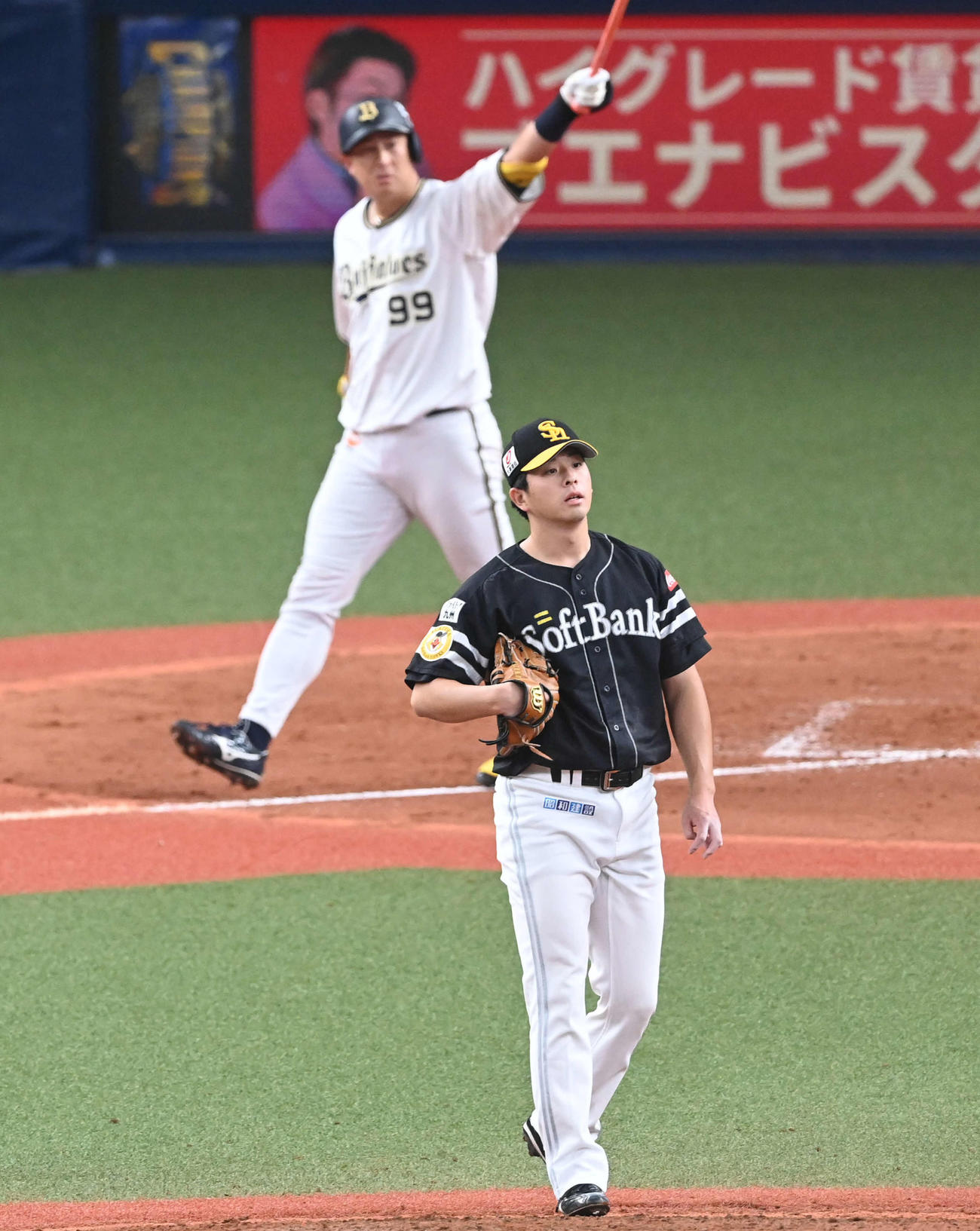 5回裏オリックス1死二塁、大関は杉本に左越え勝ち越し2点本塁打を浴びる（撮影・前岡正明）