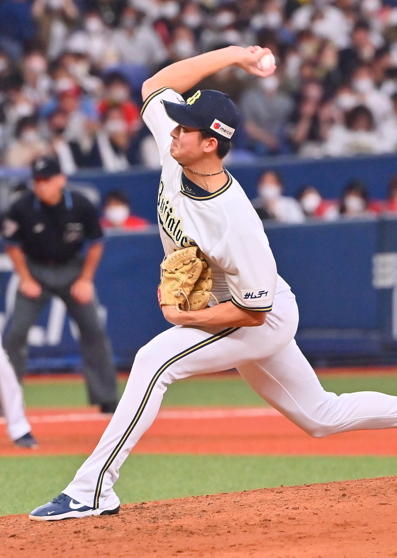 オリックス対ソフトバンク　7回に登板するオリックス山崎颯（撮影・和賀正仁）