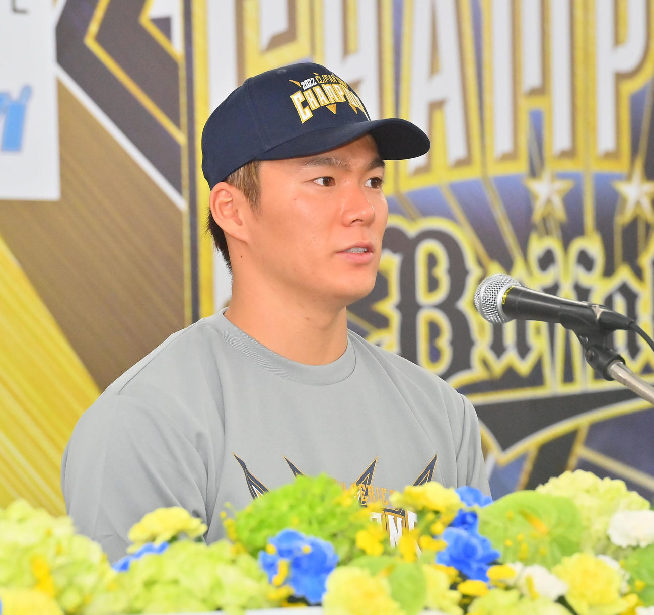 オリックス対ソフトバンク　試合終了後、日本シリーズ進出の会見を行う山本（撮影・和賀正仁）
