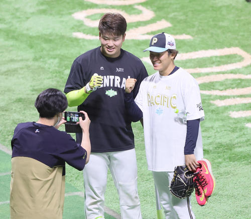 オリックス】4冠・山本由伸、3冠王・村上宗隆との対戦心待ち