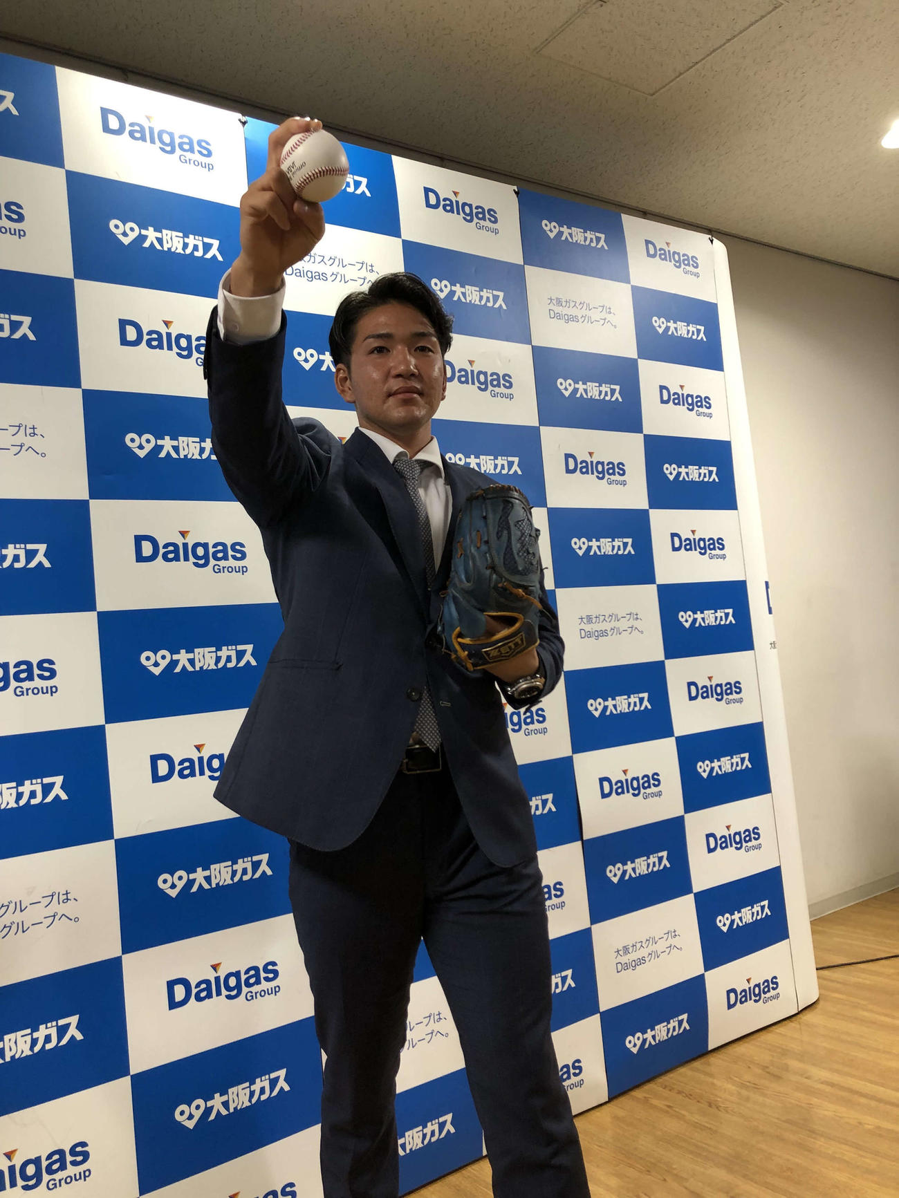 広島にドラフト5位指名された大阪ガス・河野佳投手（撮影：高原寿夫）