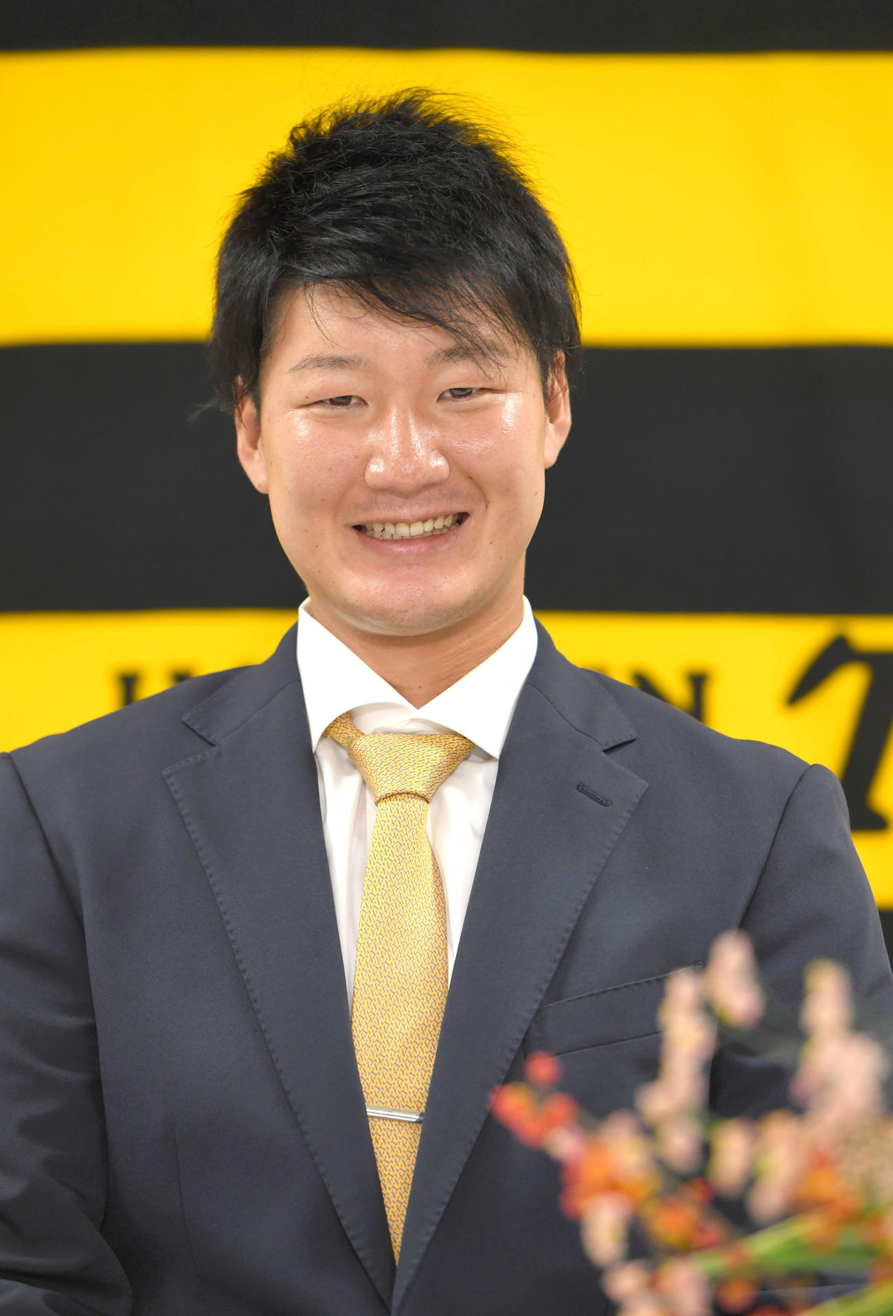 入団会見する阪神・渡辺諒（代表撮影）