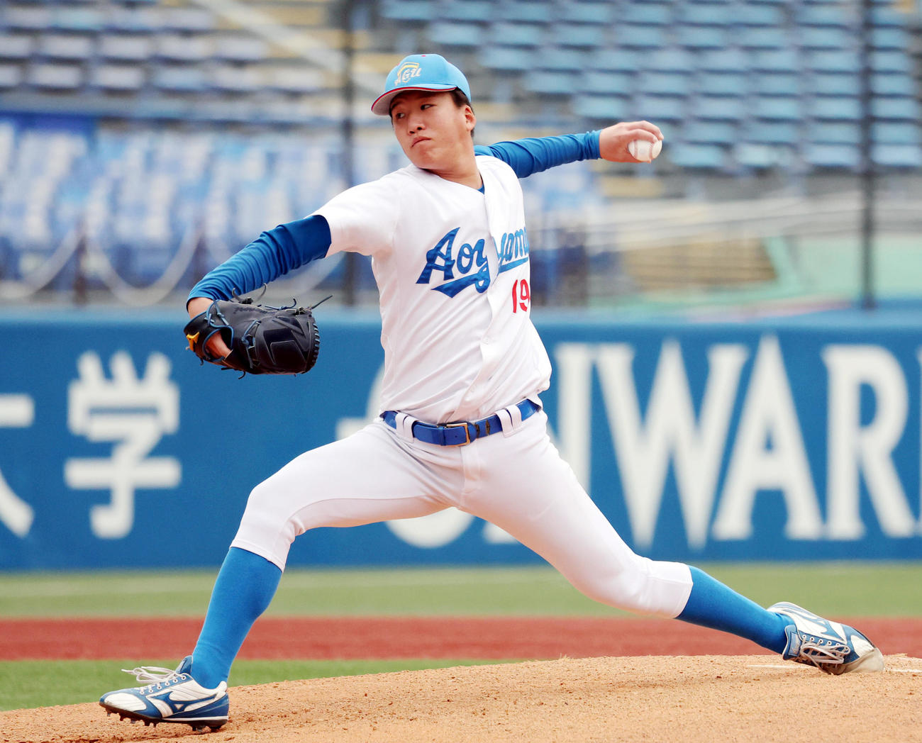 駒大対青学大　青学大先発の北村（撮影・狩俣裕三）