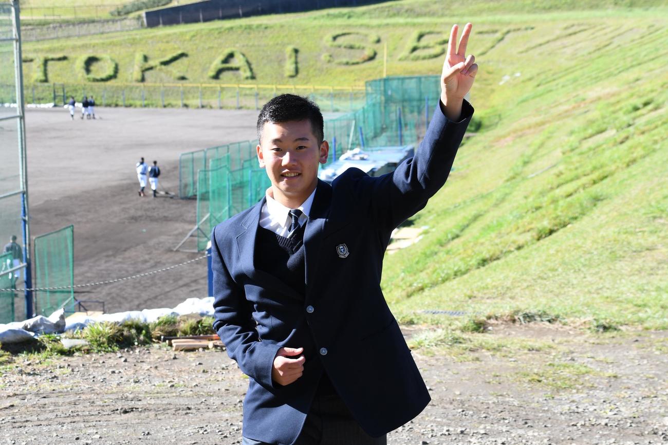 阪神2位指名の東海大札幌高・門別啓人（撮影・石井翔太）