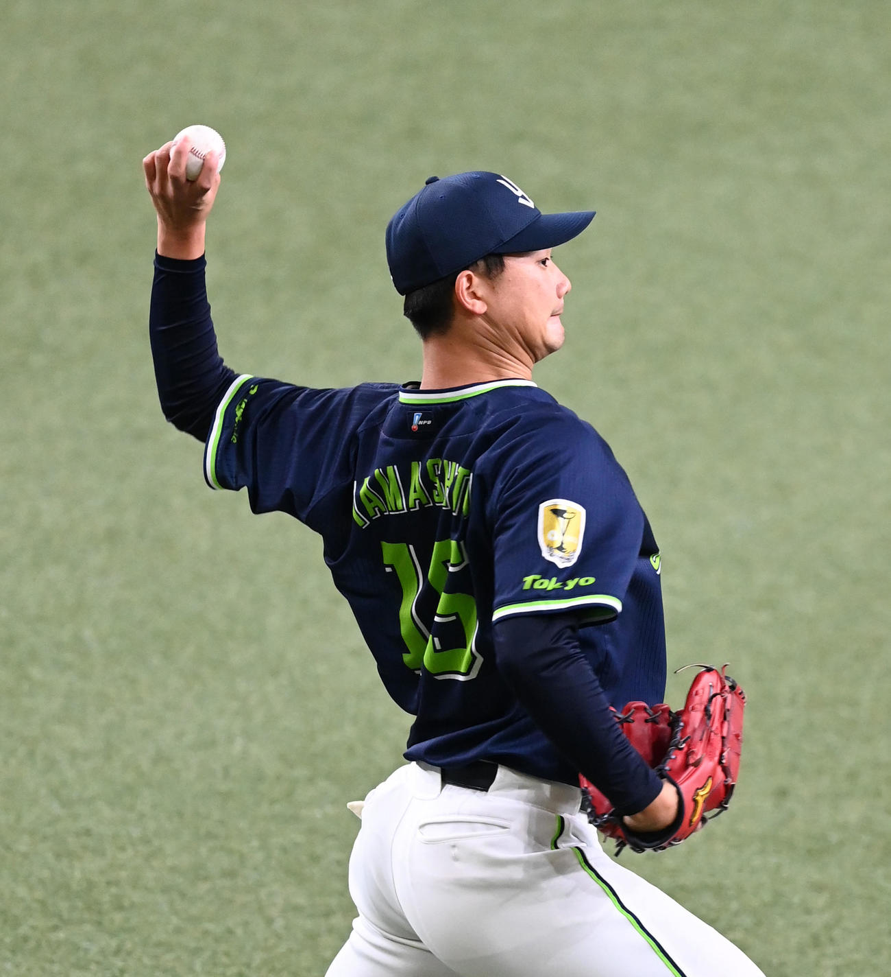 オリックス対ヤクルト　キャッチボールを行う山下（撮影・前岡正明）