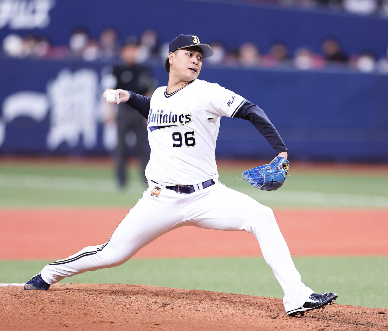 オリックス対ヤクルト　オリックス2番手の宇田川（撮影・足立雅史）