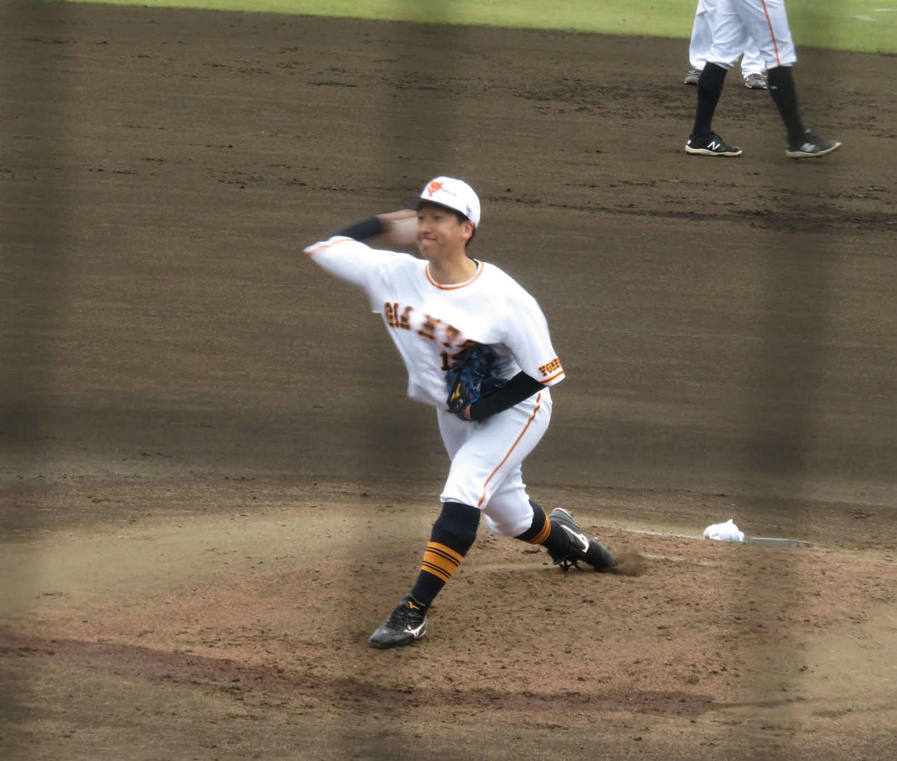 22年10月25日、秋季練習でシート打撃に登板した巨人大勢