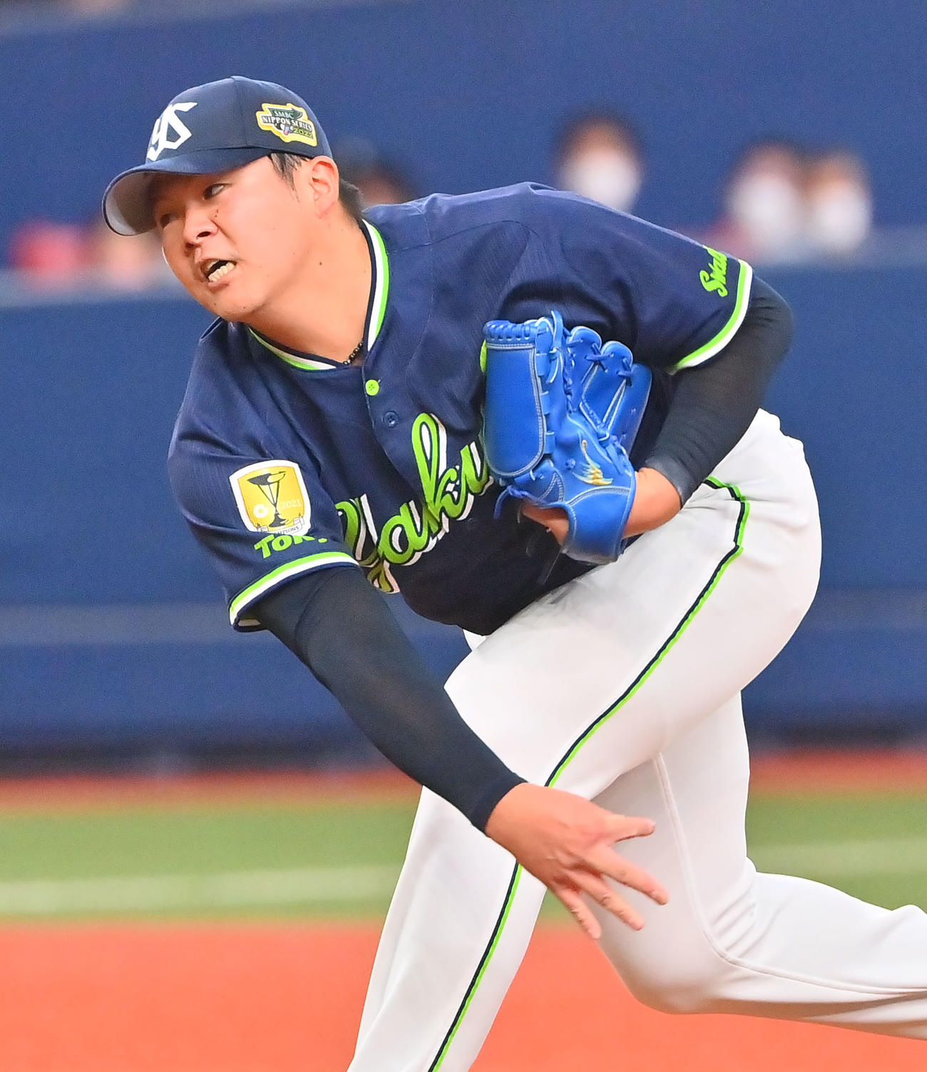 オリックス対ヤクルト　7回から登板するヤクルト清水（撮影・和賀正仁）