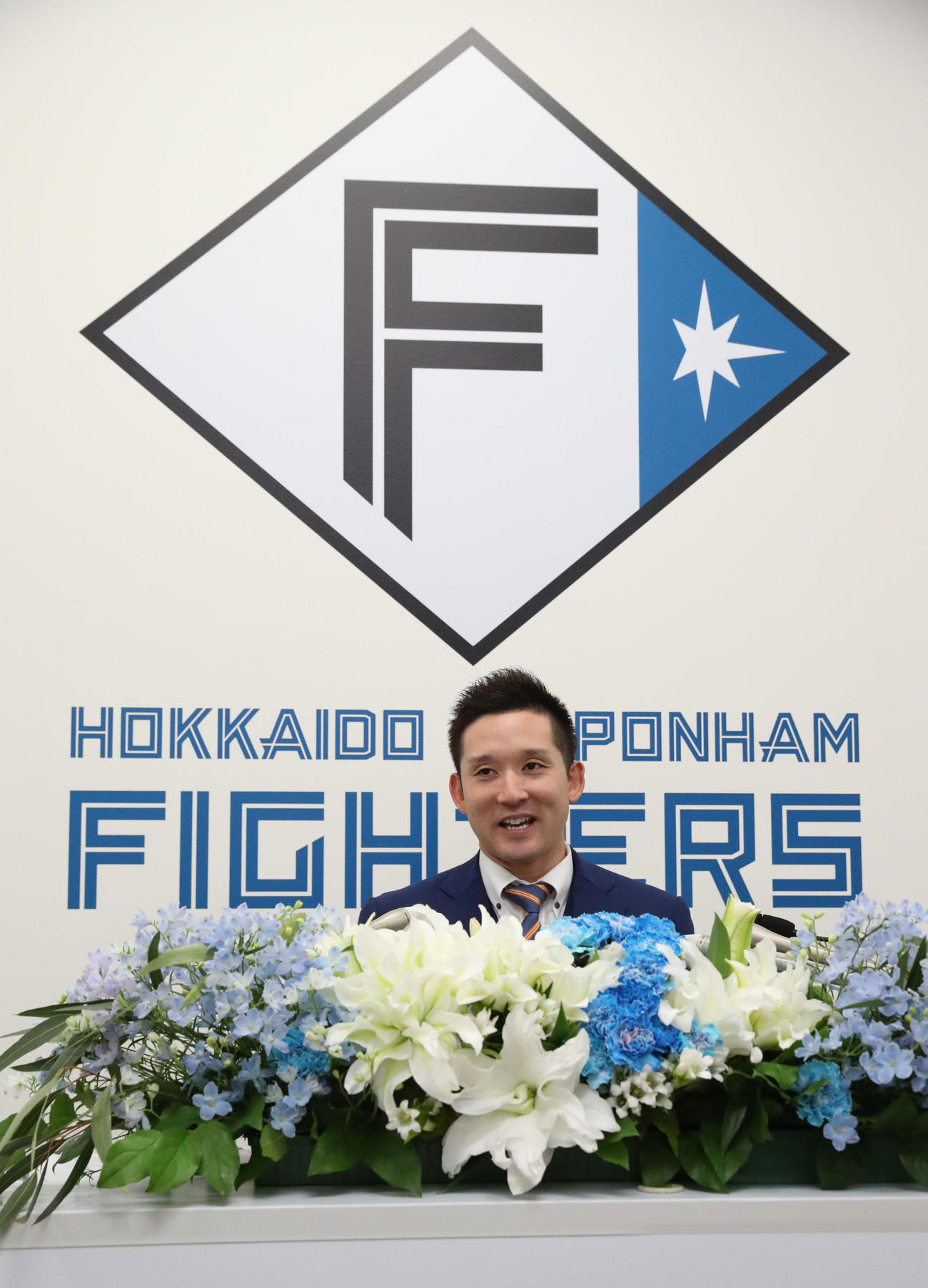 引退会見に臨む杉谷拳士（撮影・佐藤翔太）