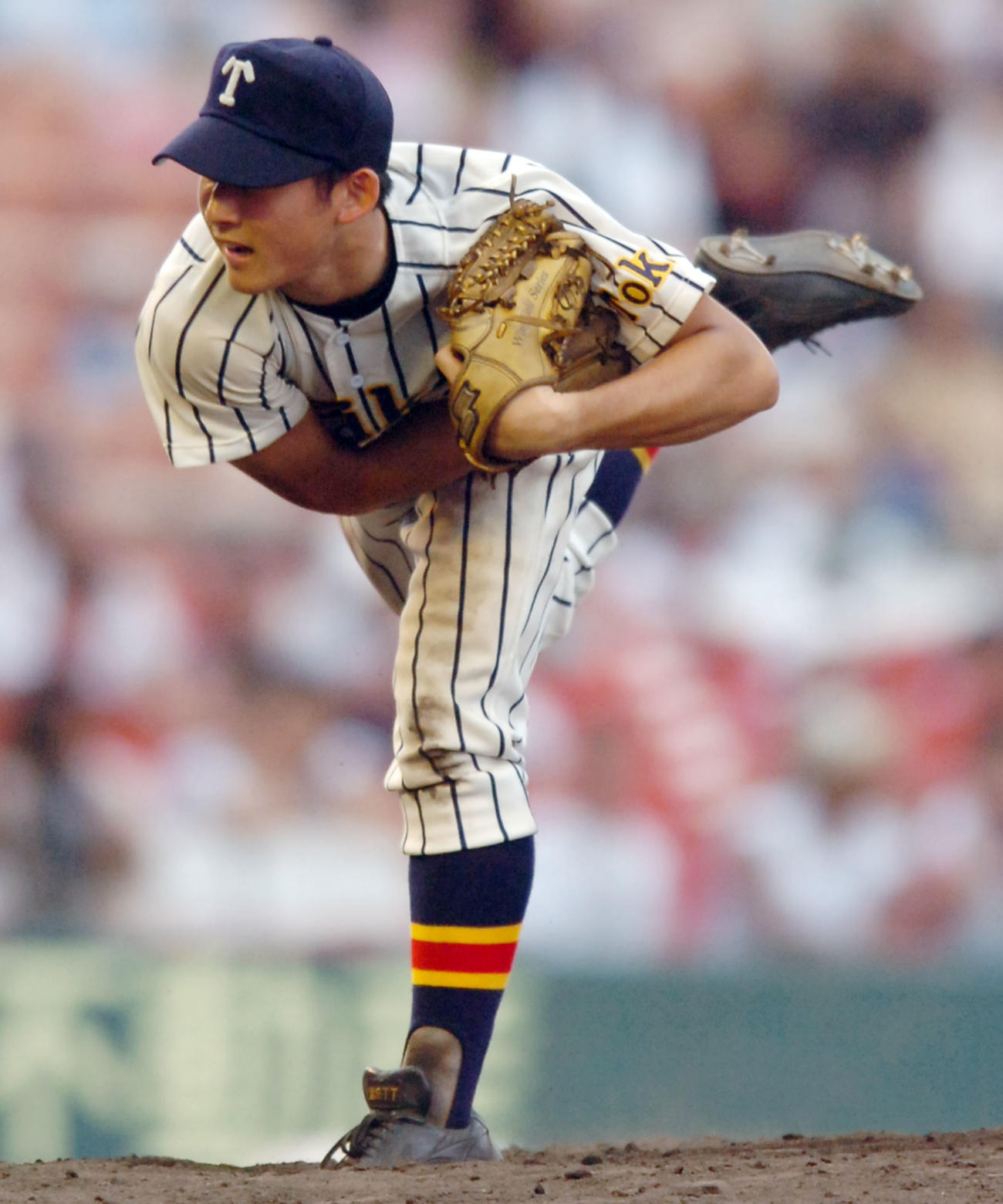 06年8月、全国高校野球選手権の智弁和歌山戦で登板する帝京・杉谷
