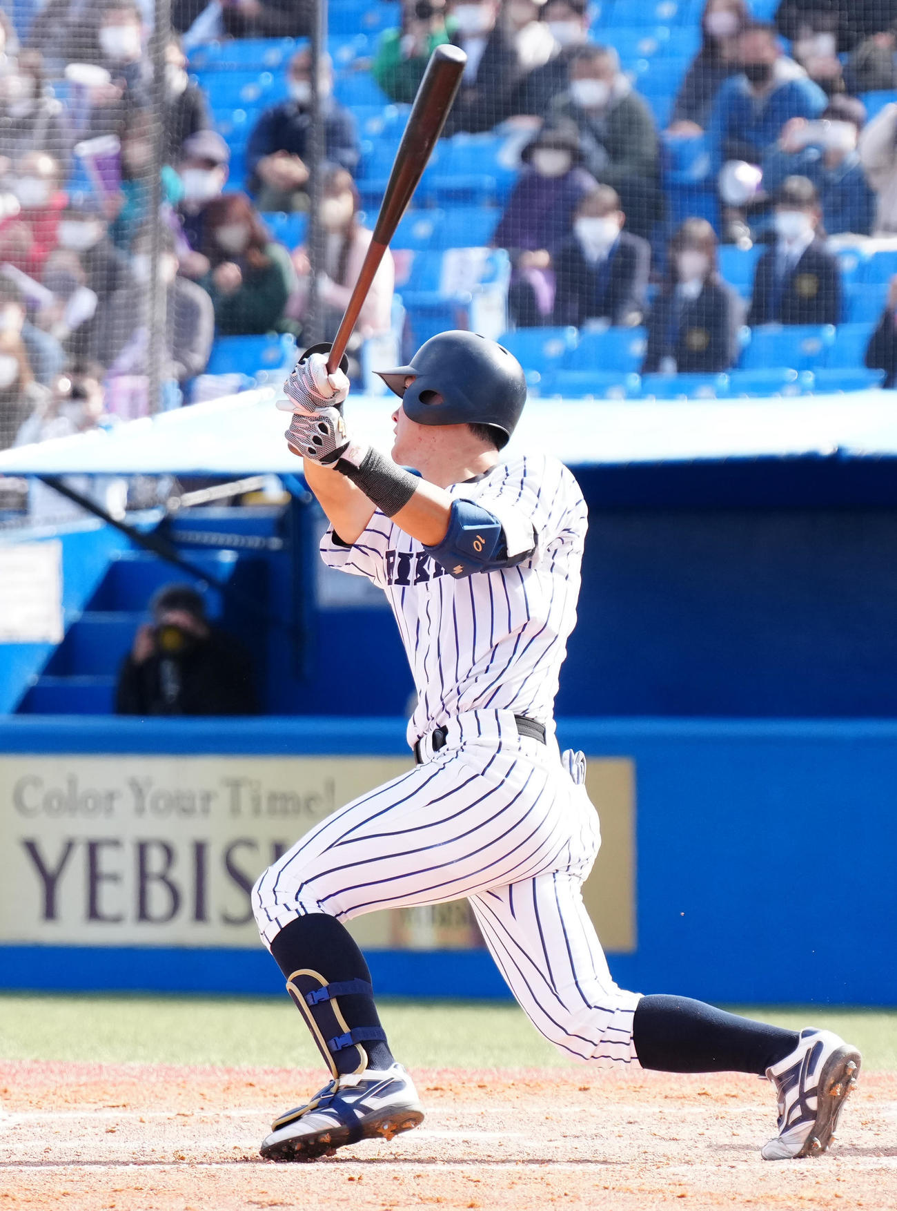 明大対立大　4回裏立大1死一、三塁、右犠飛で同点とする山田（撮影・江口和貴）