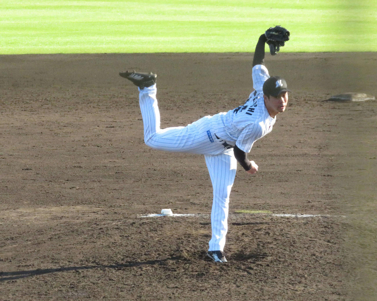 フェニックスリーグ・オリックス戦で登板したロッテ種市（撮影・金子真仁）