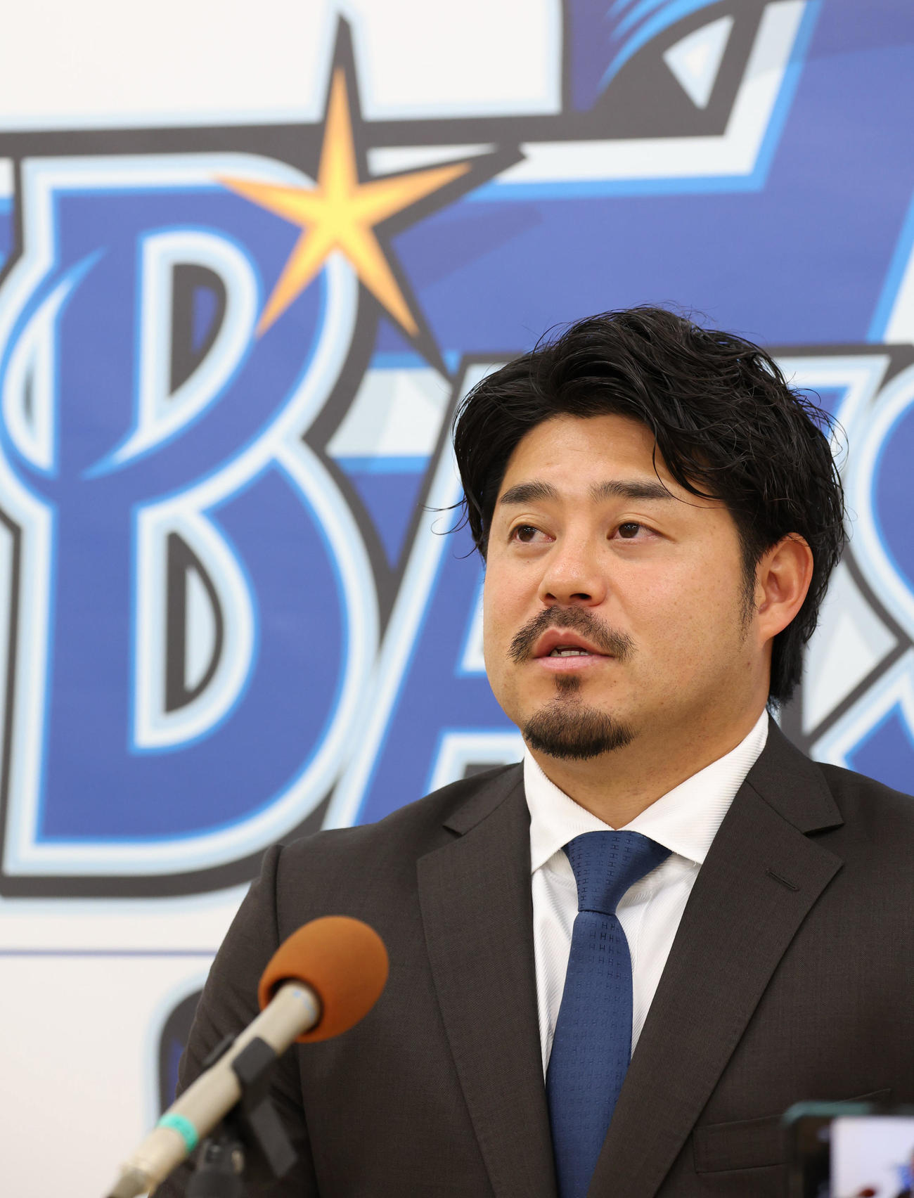 契約更改を終え記者会見するDeNA宮崎敏郎（代表撮影）