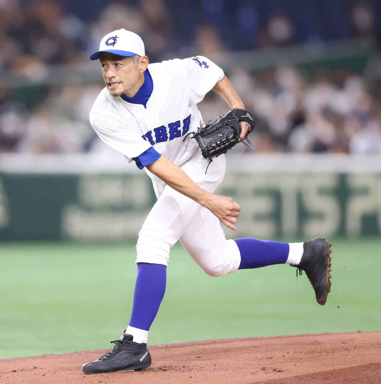 イチロー選抜対高校野球女子選抜　イチロー選抜先発のイチロー氏（撮影・河田真司）