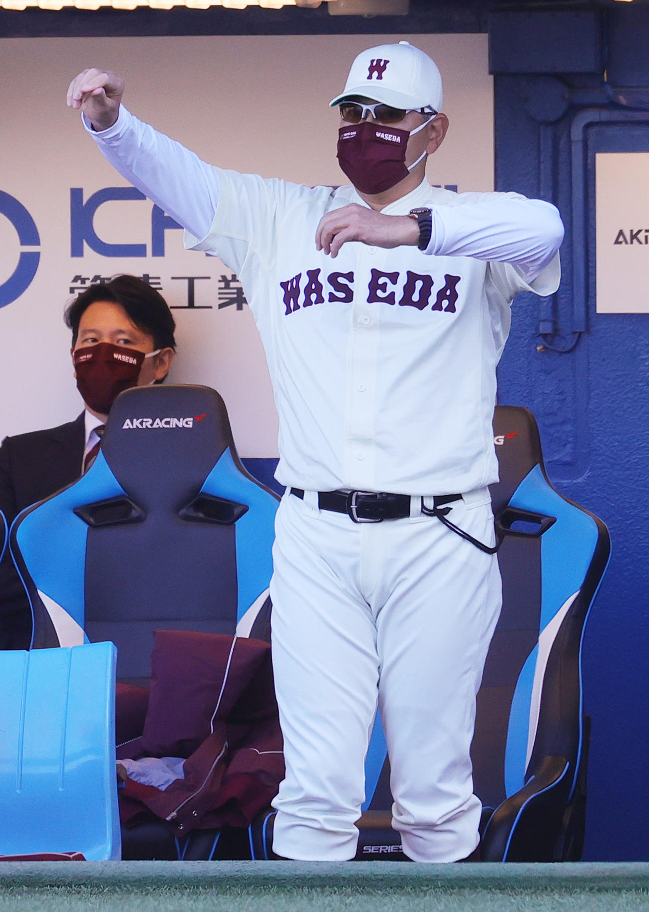 早大・小宮山悟監督「優勝と同じ価値がある」終盤6連勝で2位に順位上げ全日程終了 - アマ野球写真ニュース : 日刊スポーツ
