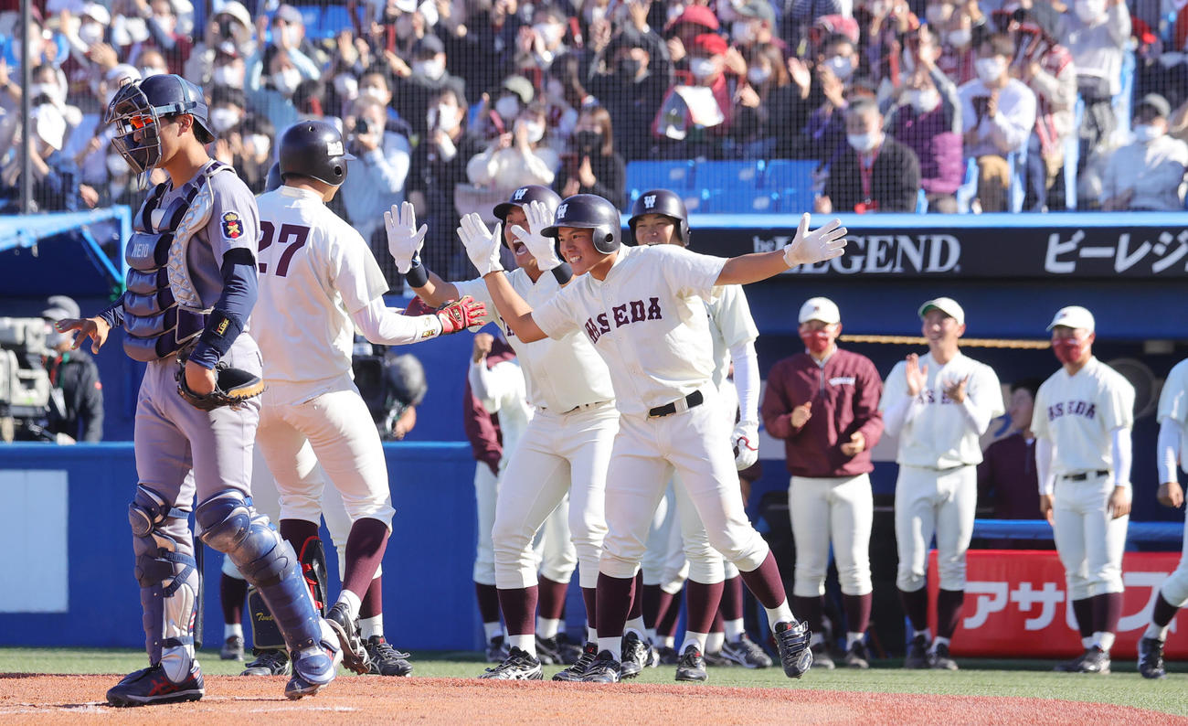 早大・小宮山悟監督「優勝と同じ価値がある」終盤6連勝で2位に順位上げ全日程終了 - アマ野球写真ニュース : 日刊スポーツ